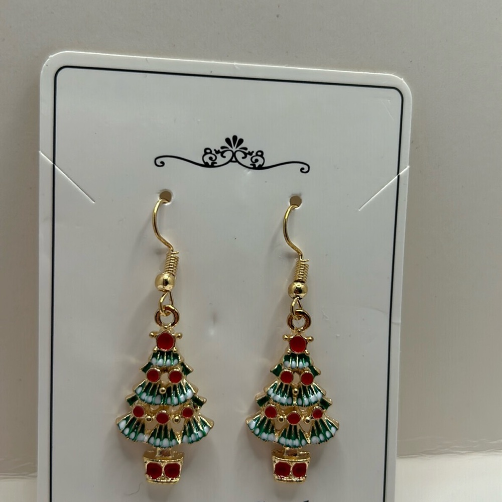 Christmas Tree Fashion Earrings NEW